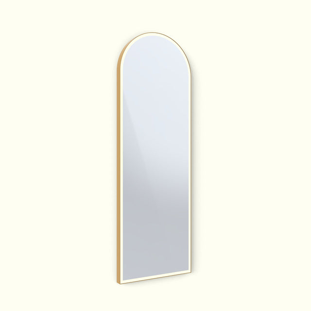 Lumena Arch 600 x 1800, Gold, 4K front-lit